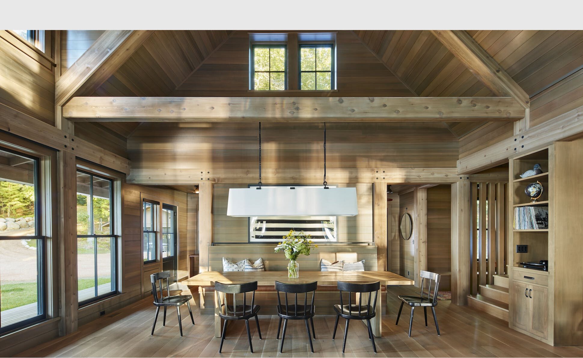 Modern Edge Lake Retreat